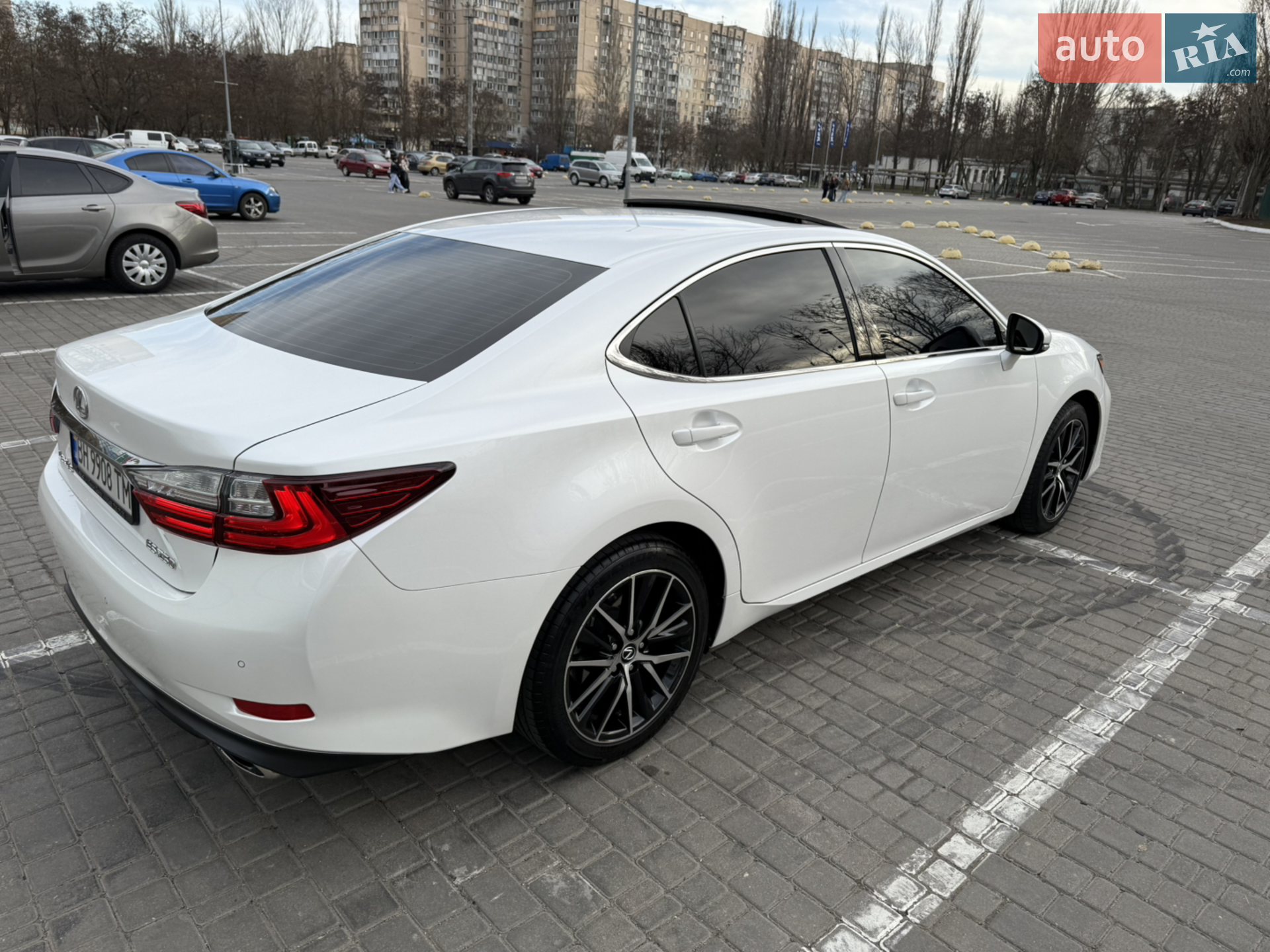 2017 Lexus ES - мініатюра 10