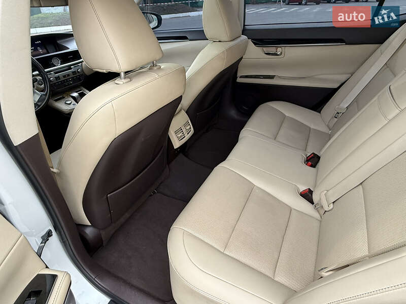 Седан Lexus ES 2017 в Одессе