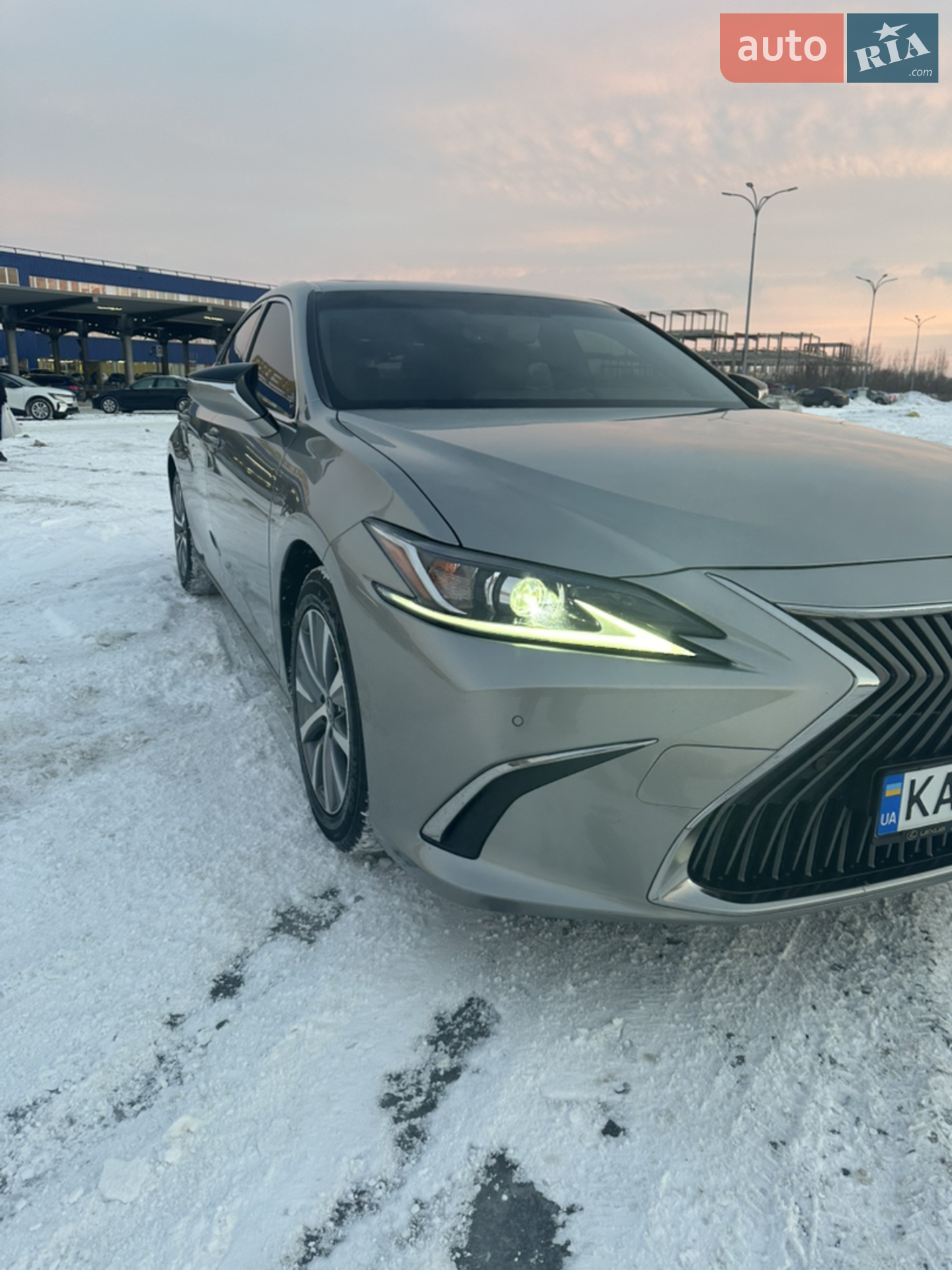 2019 Lexus ES - мініатюра 3