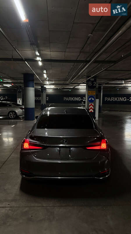 Седан Lexus ES 2019 в Харькове фото 20 Седан Lexus ES 2019 в Харькове