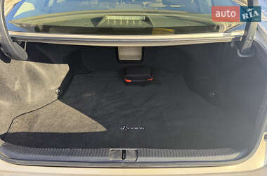 Седан Lexus ES 2014 в Киеве