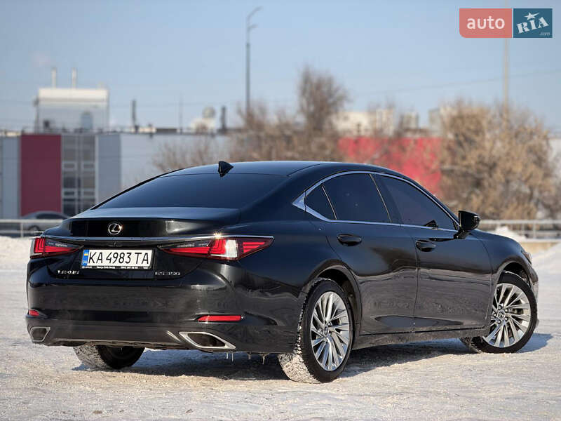 Седан Lexus ES 2022 в Києві
