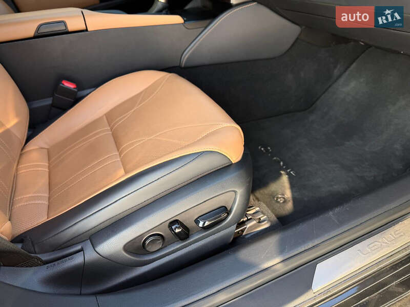 Седан Lexus ES 2022 в Києві