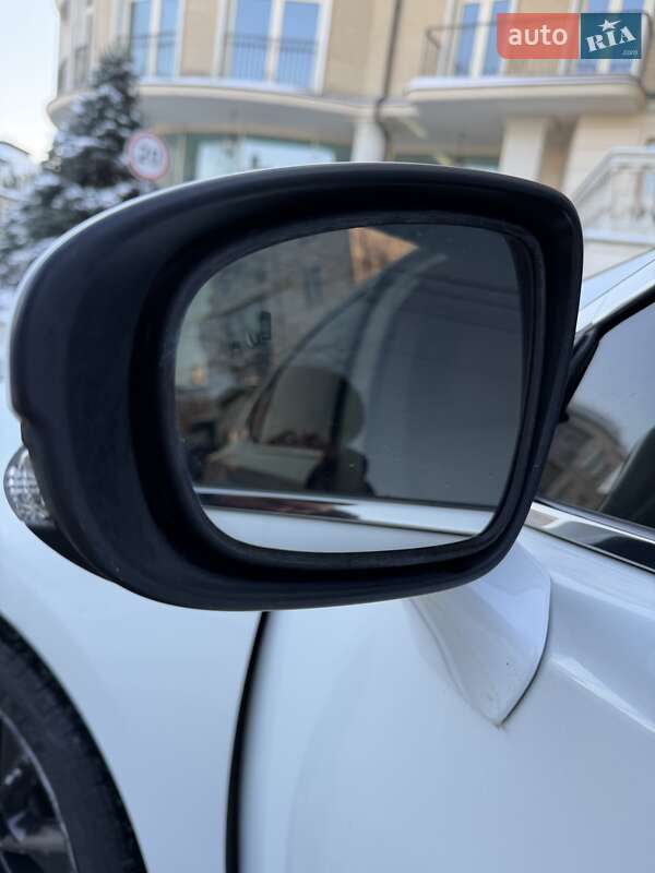 Седан Lexus ES 2013 в Києві