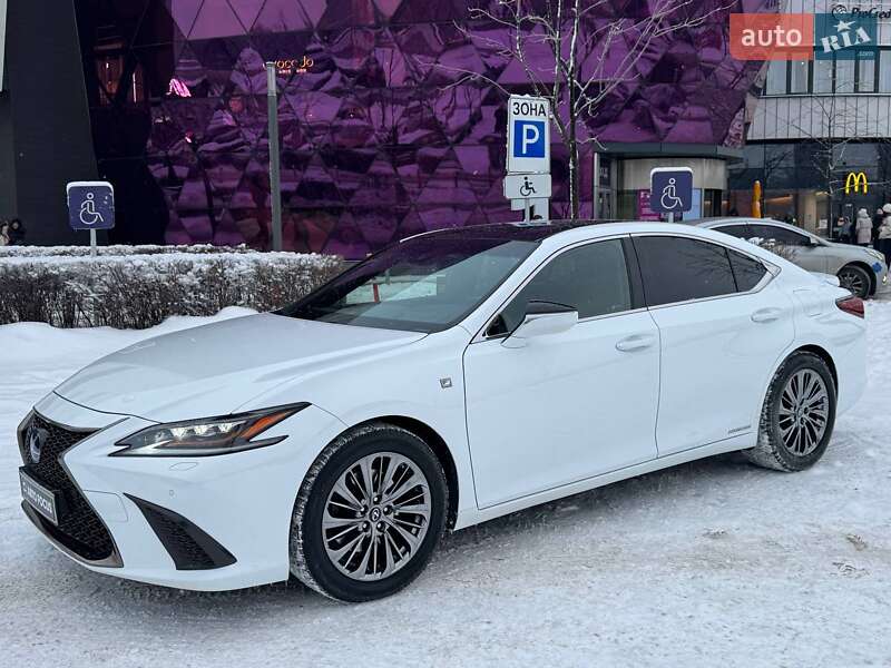 Седан Lexus ES 2020 в Киеве фото 4 Седан Lexus ES 2020 в Киеве