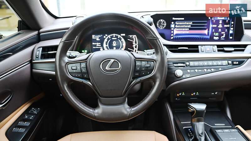 Седан Lexus ES 2021 в Киеве