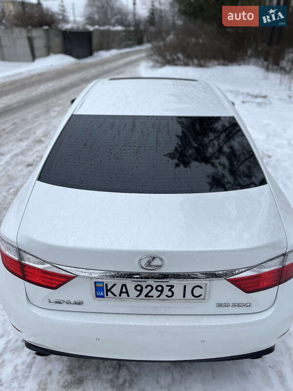 Седан Lexus ES 2013 в Києві фото 2 Седан Lexus ES 2013 в Києві