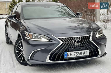 Седан Lexus ES 2022 в Каменском