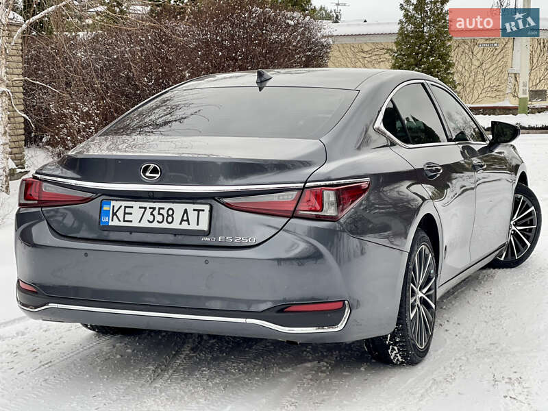 Седан Lexus ES 2022 в Каменском