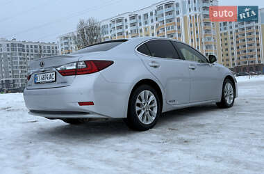 Седан Lexus ES 2014 в Киеве