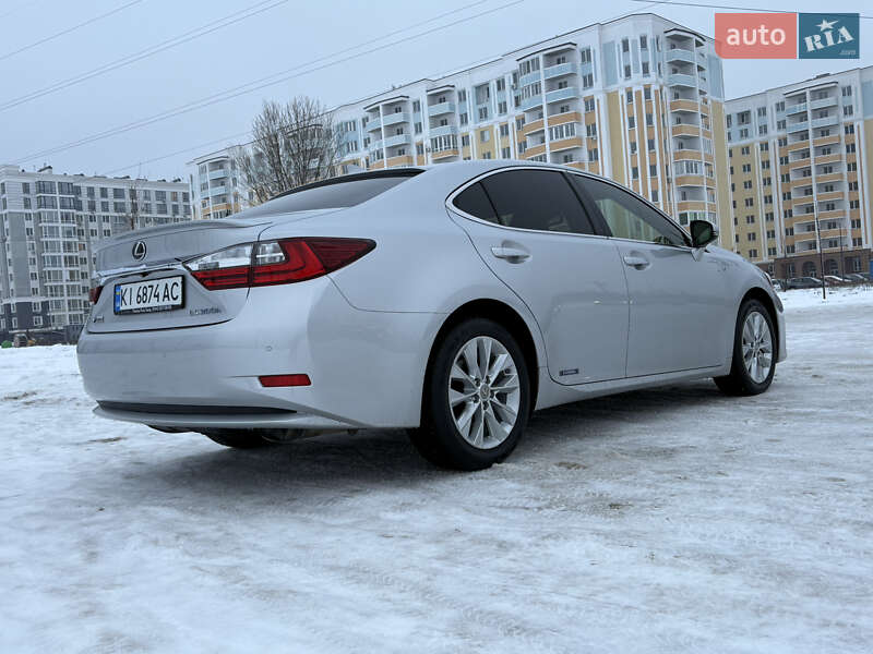 Седан Lexus ES 2014 в Киеве фото 13 Седан Lexus ES 2014 в Киеве