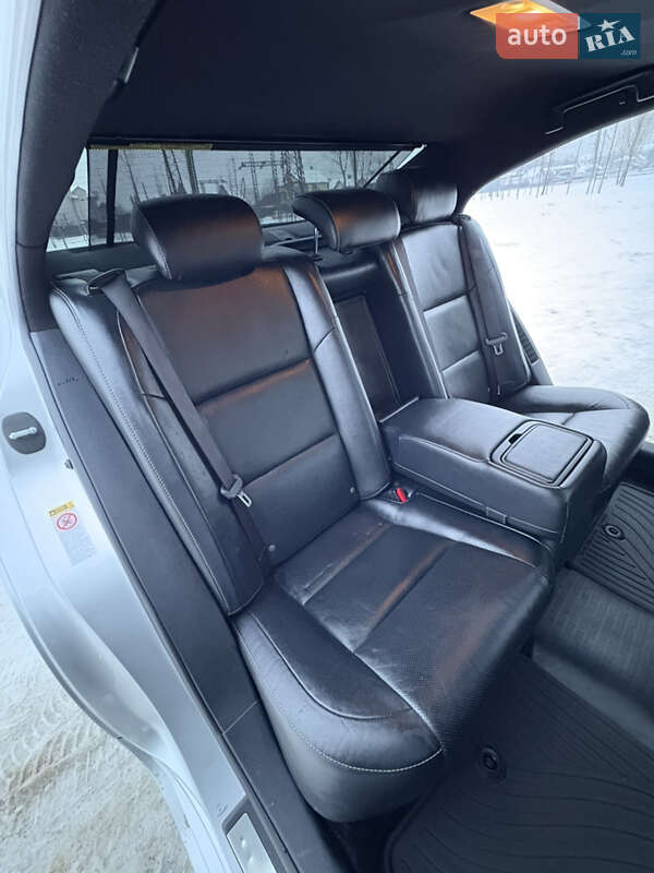 Седан Lexus ES 2014 в Киеве фото 35 Седан Lexus ES 2014 в Киеве