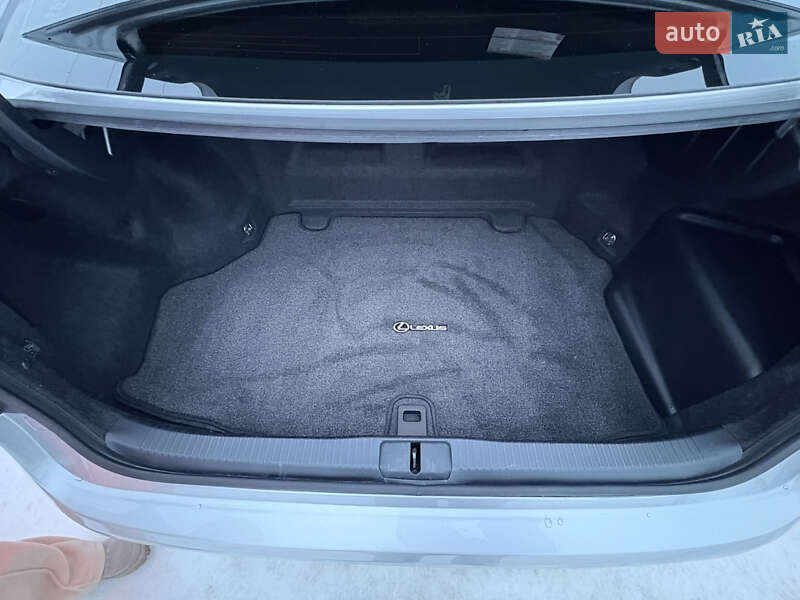 Седан Lexus ES 2014 в Киеве фото 71 Седан Lexus ES 2014 в Киеве