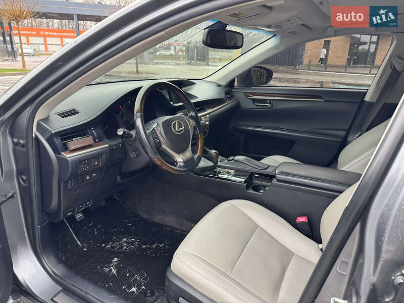 Седан Lexus ES 2013 в Владимире фото 11 Седан Lexus ES 2013 в Владимире