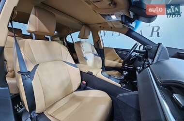 Седан Lexus ES 2022 в Киеве