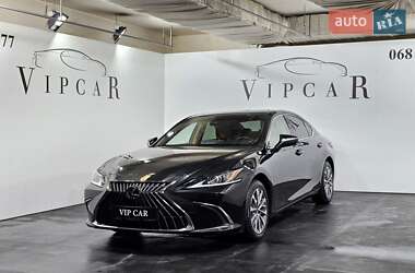 Седан Lexus ES 2022 в Киеве