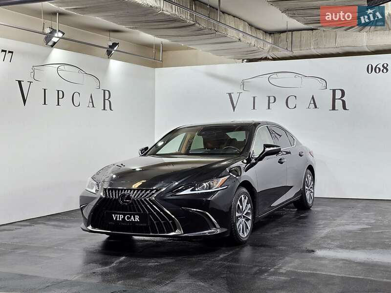 Седан Lexus ES 2022 в Киеве