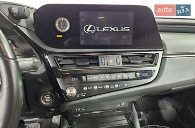 Седан Lexus ES 2022 в Киеве