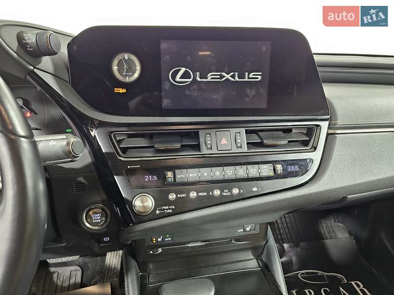 Седан Lexus ES 2022 в Киеве
