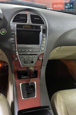 Седан Lexus ES 2008 в Бобровице