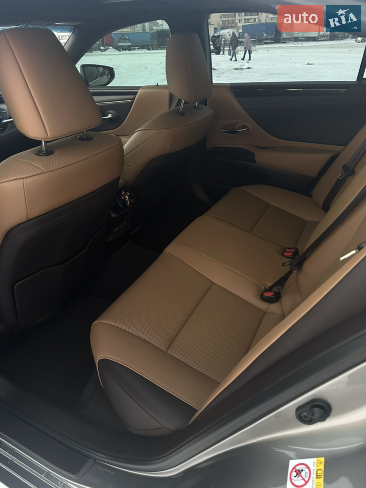 2019 Lexus ES - мініатюра 12