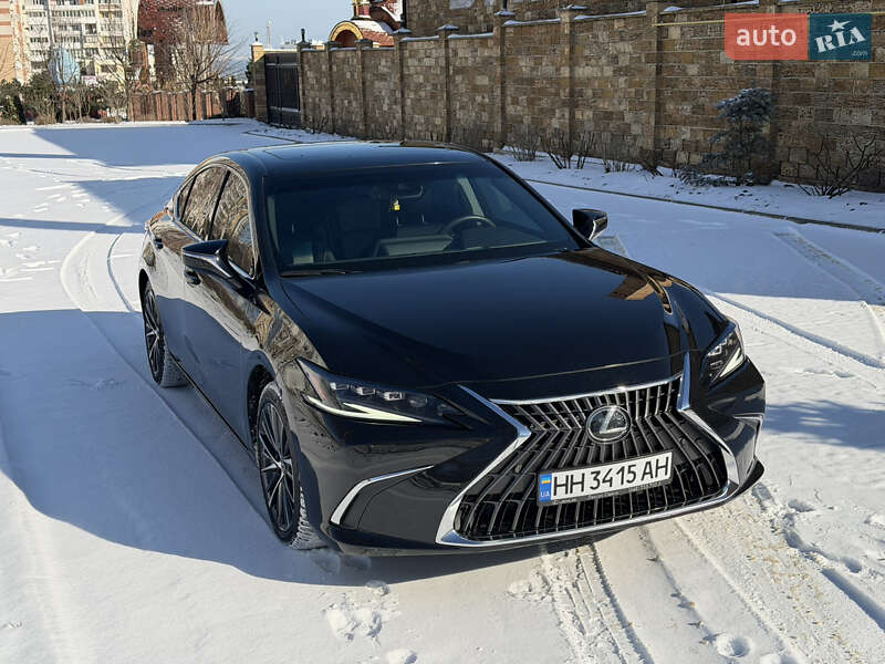 Седан Lexus ES 2024 в Одессе