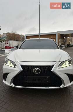 Седан Lexus ES 2022 в Одессе