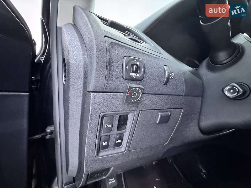 Седан Lexus ES 2008 в Умані