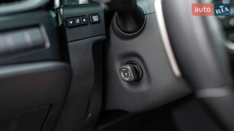 Седан Lexus ES 2024 в Львові