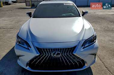Седан Lexus ES 2024 в Києві
