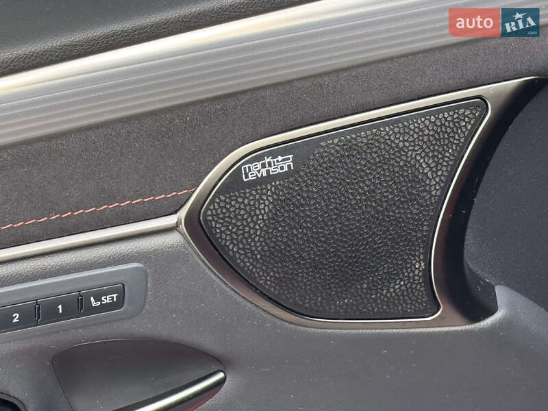 Седан Lexus ES 2019 в Вінниці