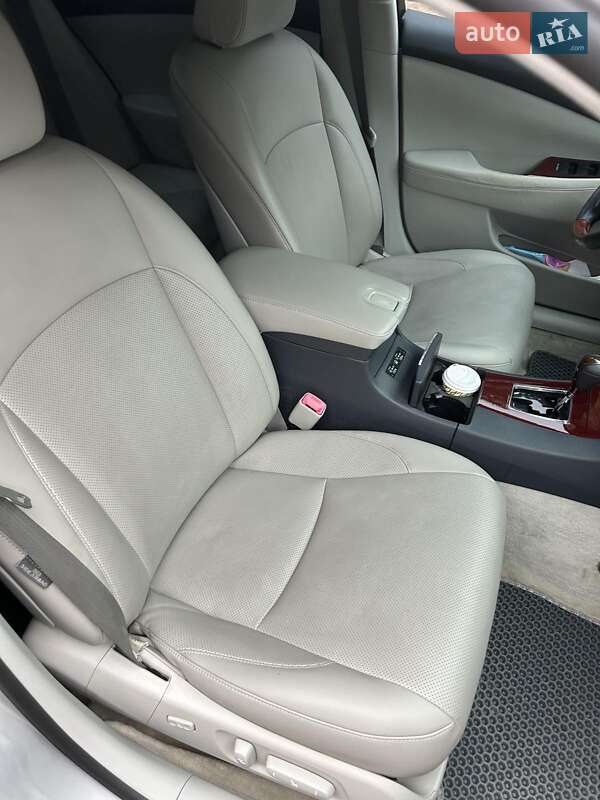 Седан Lexus ES 2007 в Чернівцях