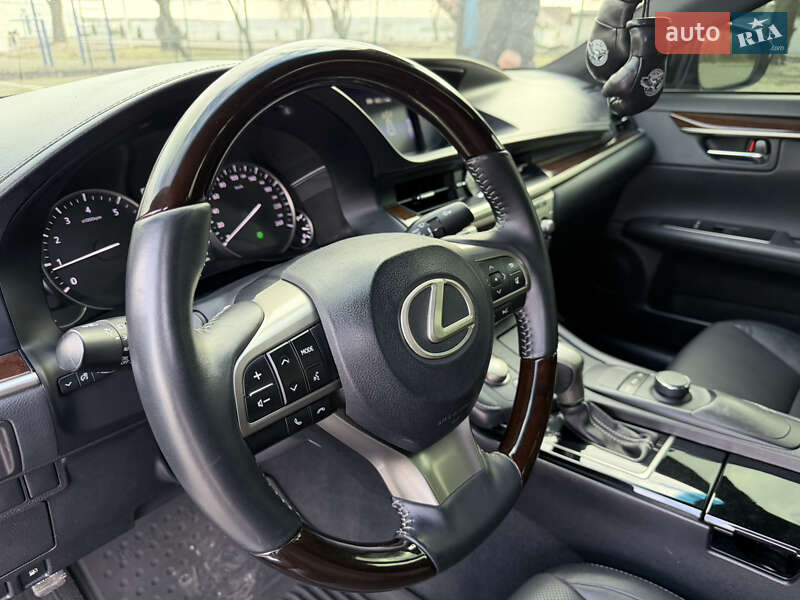 Седан Lexus ES 2017 в Запоріжжі фото 24 Седан Lexus ES 2017 в Запоріжжі