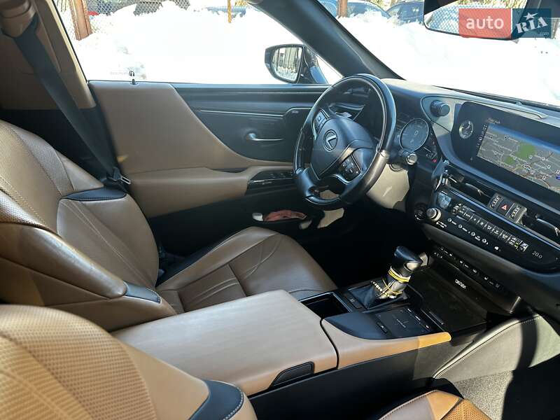 Седан Lexus ES 2022 в Львове фото 15 Седан Lexus ES 2022 в Львове