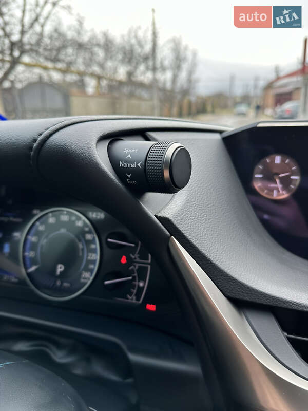 Седан Lexus ES 2020 в Одессе