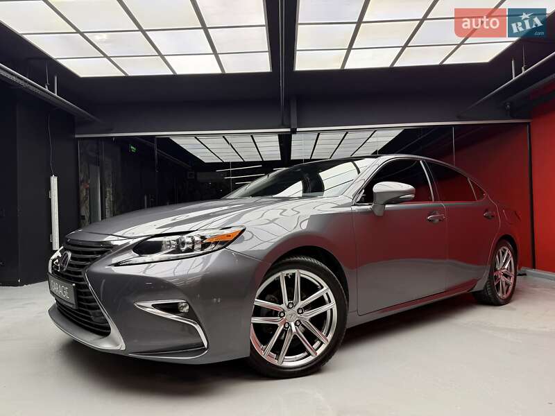 Седан Lexus ES 2018 в Києві