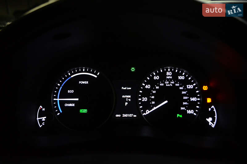 Седан Lexus ES 2013 в Киеве