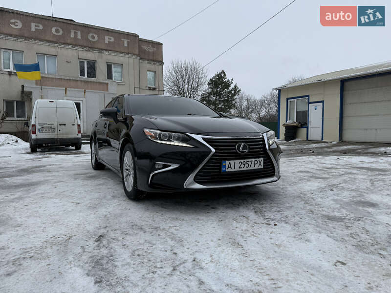 Седан Lexus ES 2018 в Бершаді фото 29 Седан Lexus ES 2018 в Бершаді