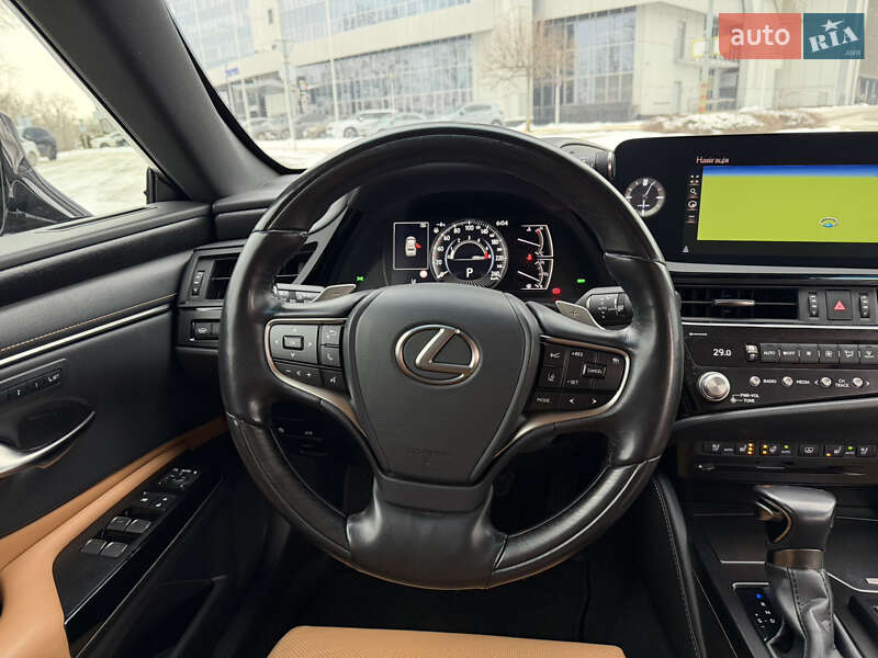 Седан Lexus ES 2021 в Києві
