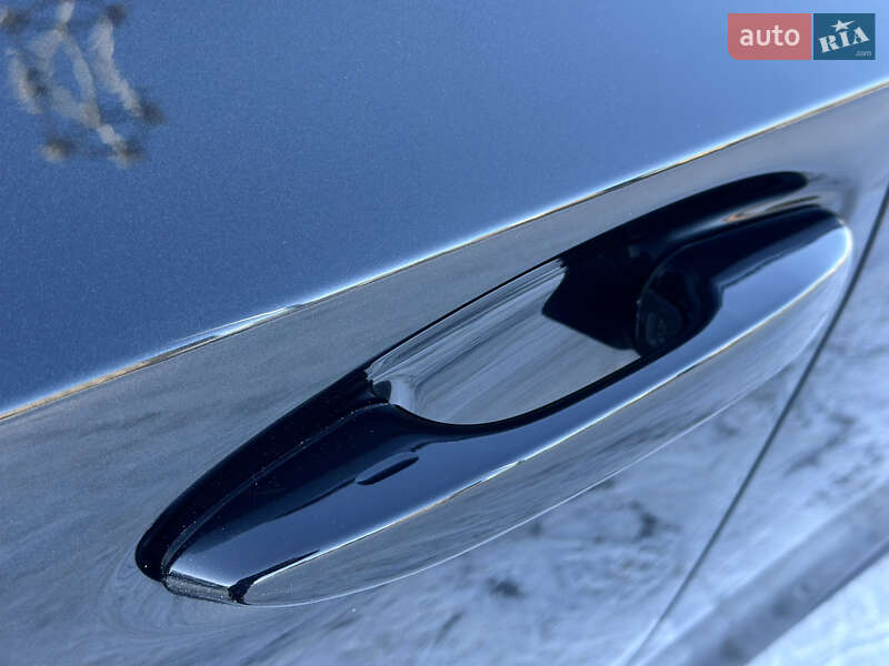 Седан Lexus ES 2020 в Киеве фото 31 Седан Lexus ES 2020 в Киеве