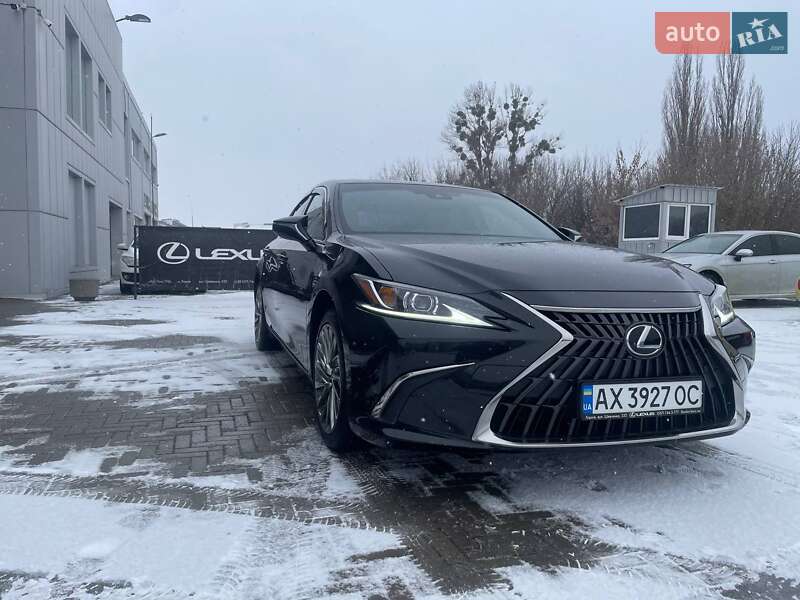 Седан Lexus ES 2021 в Харкові