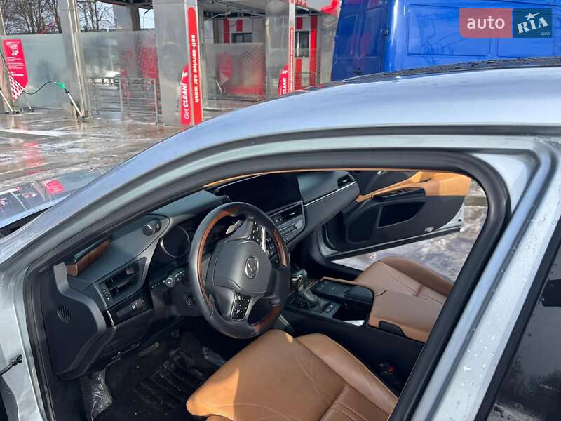 Седан Lexus ES 2022 в Тернополе фото 10 Седан Lexus ES 2022 в Тернополе