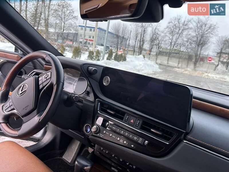 Седан Lexus ES 2022 в Тернополе фото 39 Седан Lexus ES 2022 в Тернополе