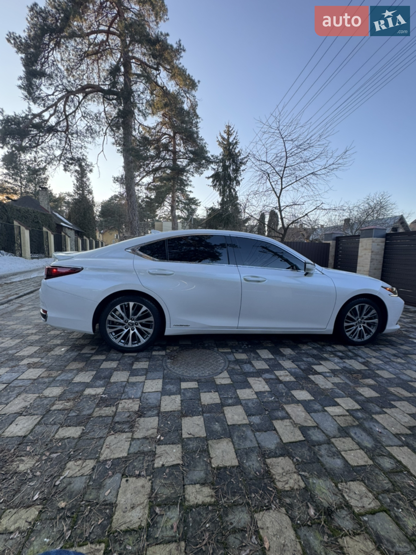 2020 Lexus ES - мініатюра 4