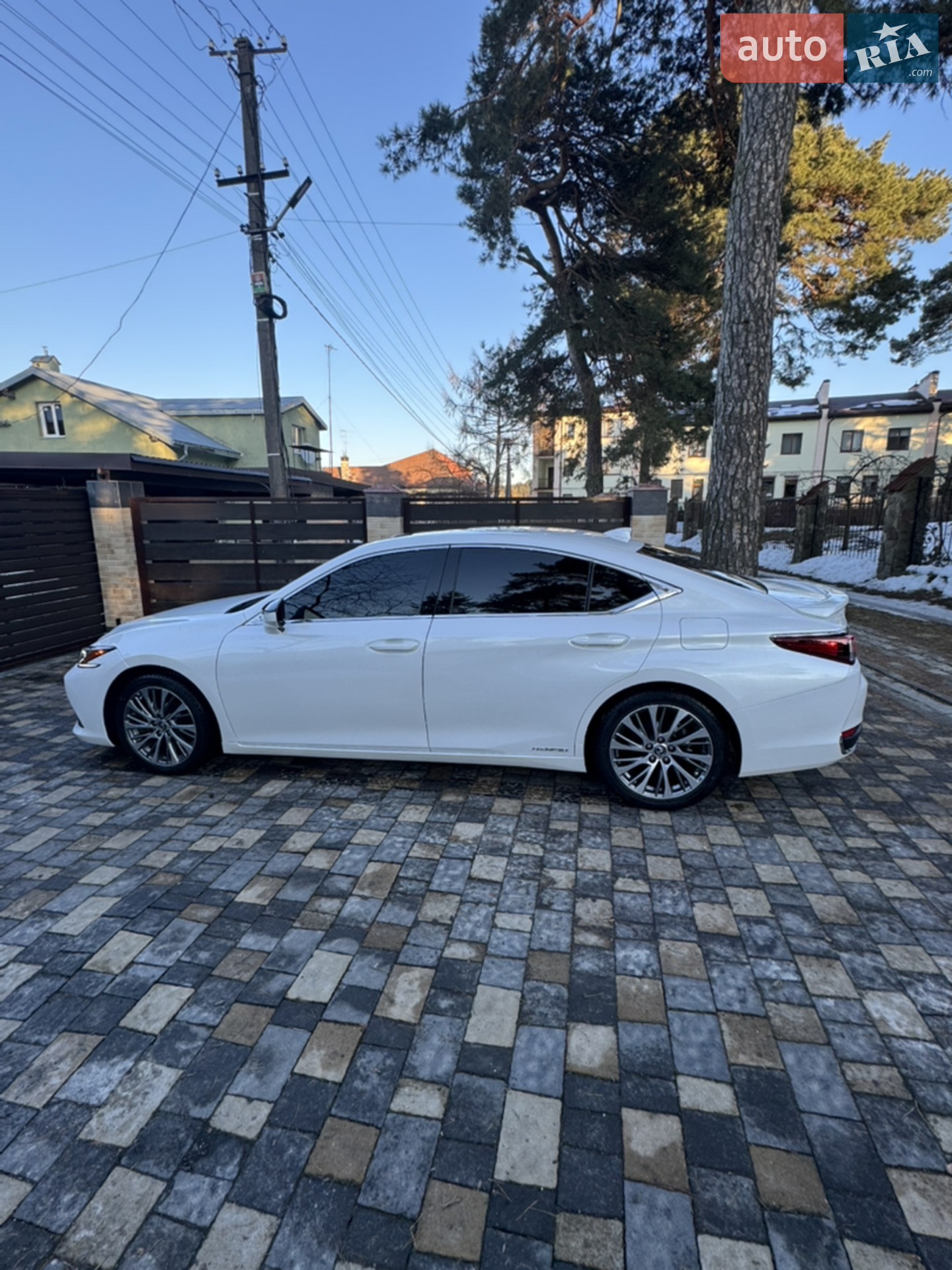 2020 Lexus ES - мініатюра 3