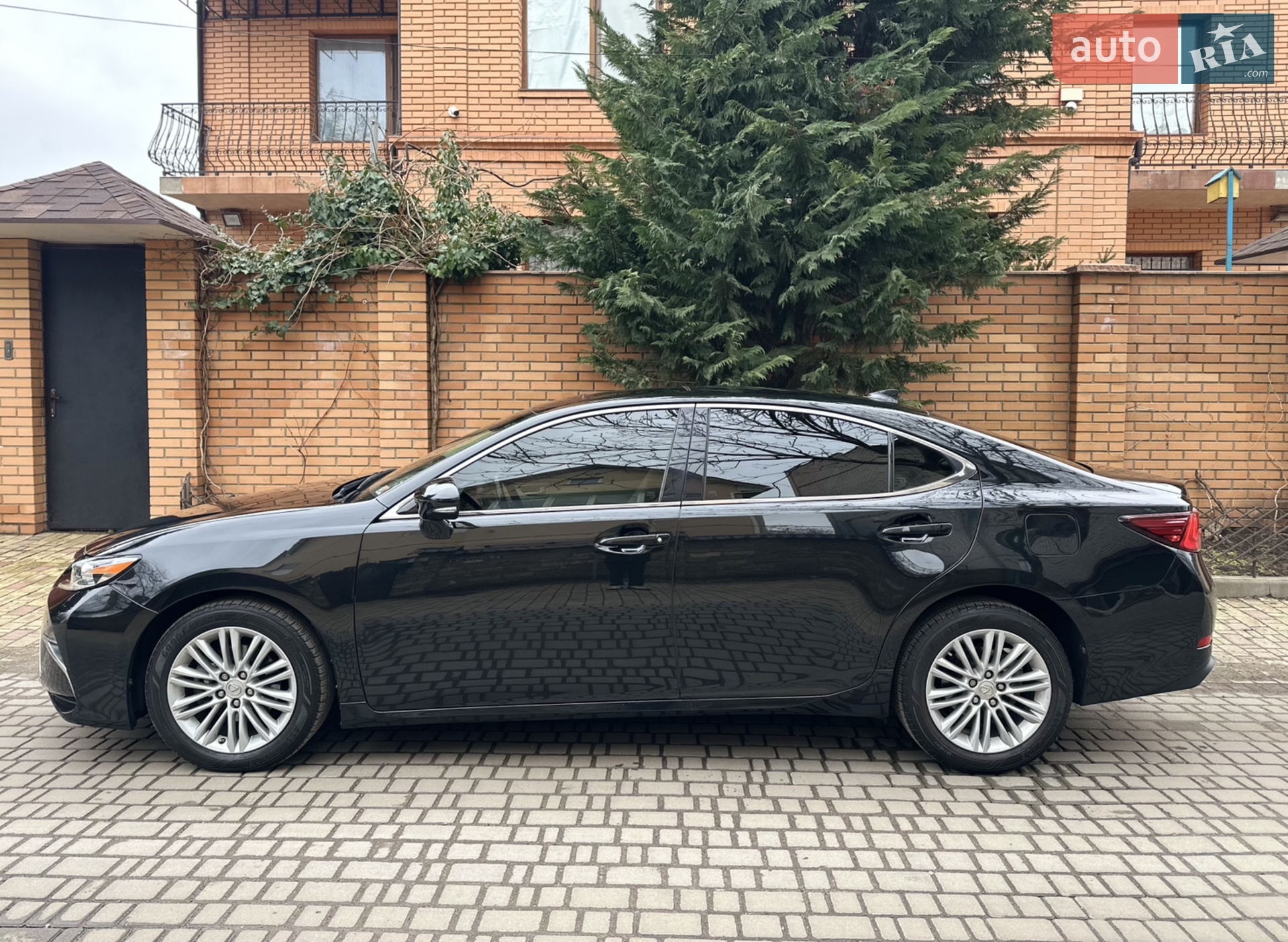 2017 Lexus ES - мініатюра 8