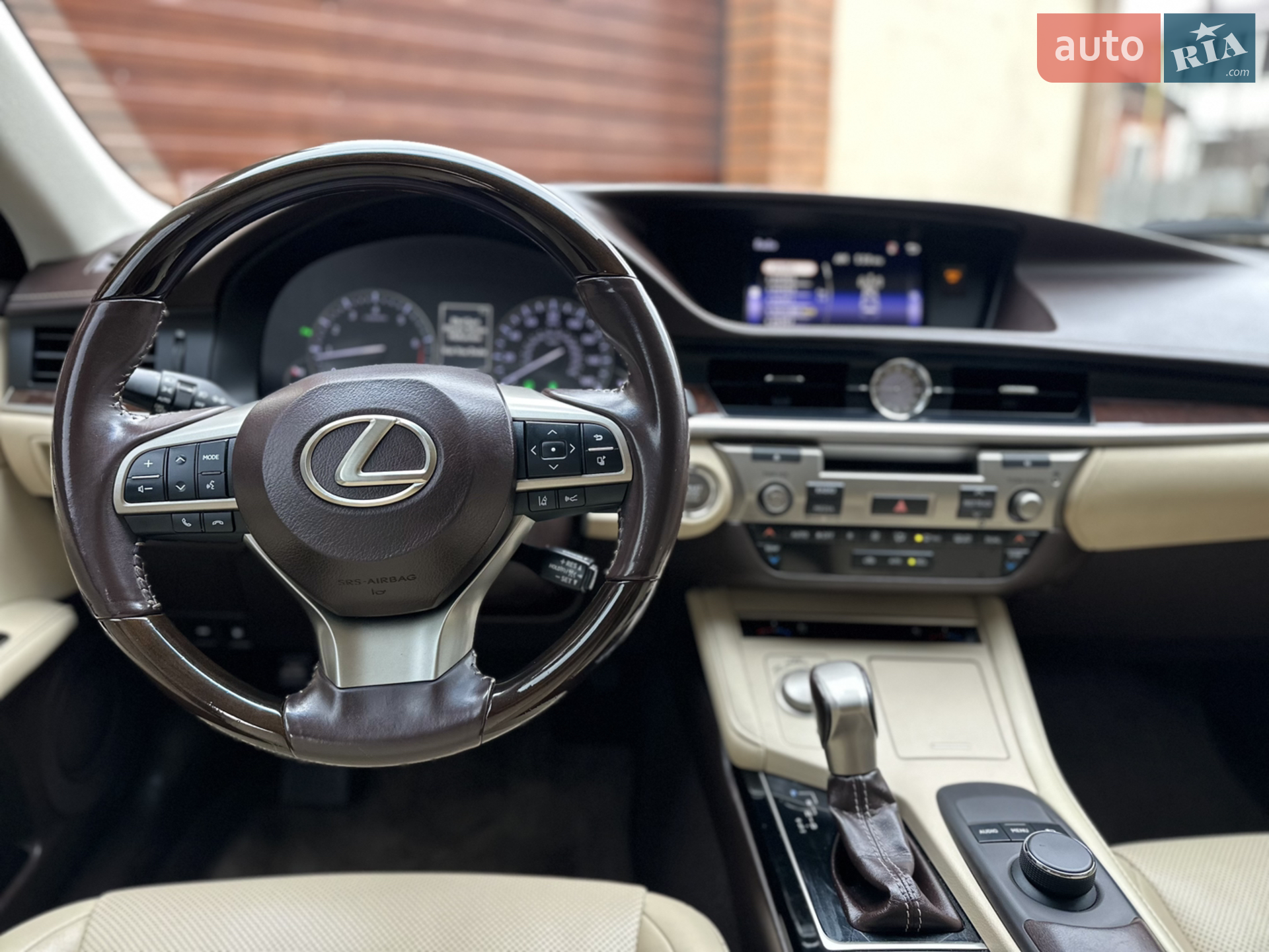 2017 Lexus ES - мініатюра 15