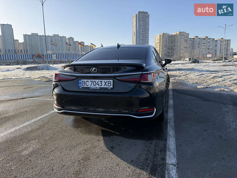 Седан Lexus ES 2023 в Киеве фото 6 Седан Lexus ES 2023 в Киеве