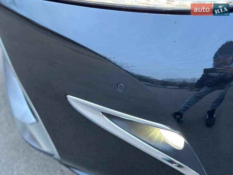 Седан Lexus ES 2016 в Одессе
