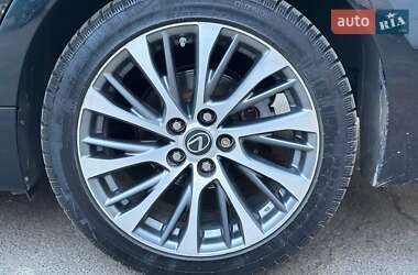 Седан Lexus ES 2016 в Одессе